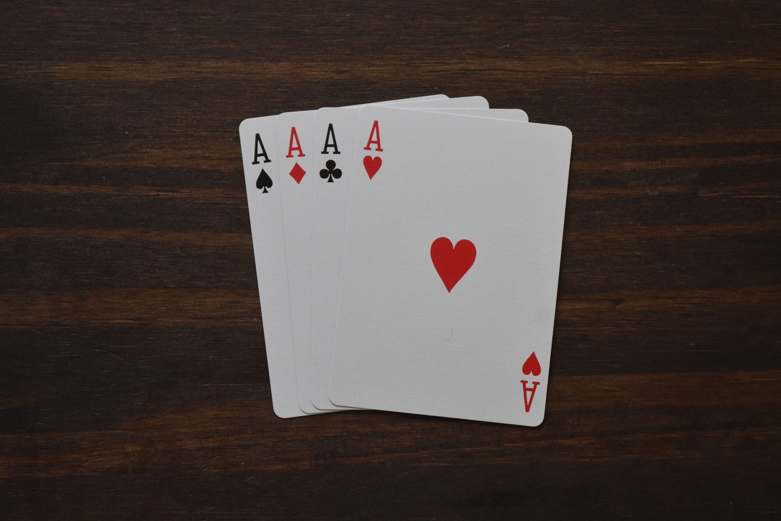 TiffanyLuck Casino : présentation complète des jeux, bonus et fonctionnalités de la plateforme